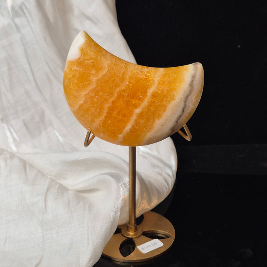 Yellow calcite moon 3