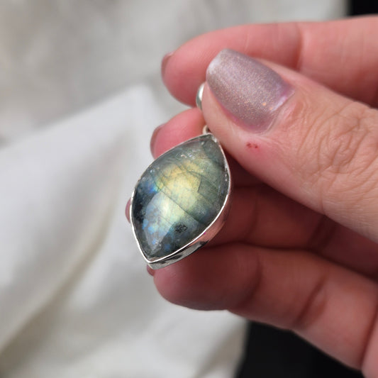 Labradorite pendant 1
