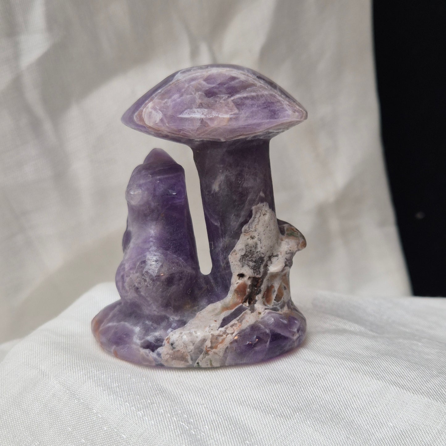 Chevron amethist wolf 1