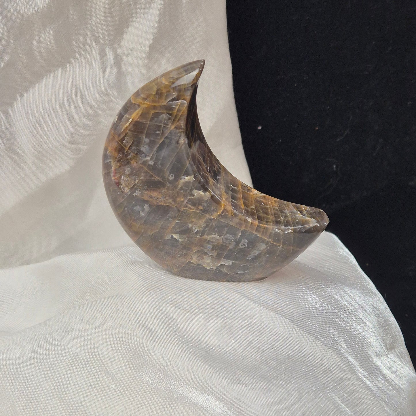 Black moonstone moon 549