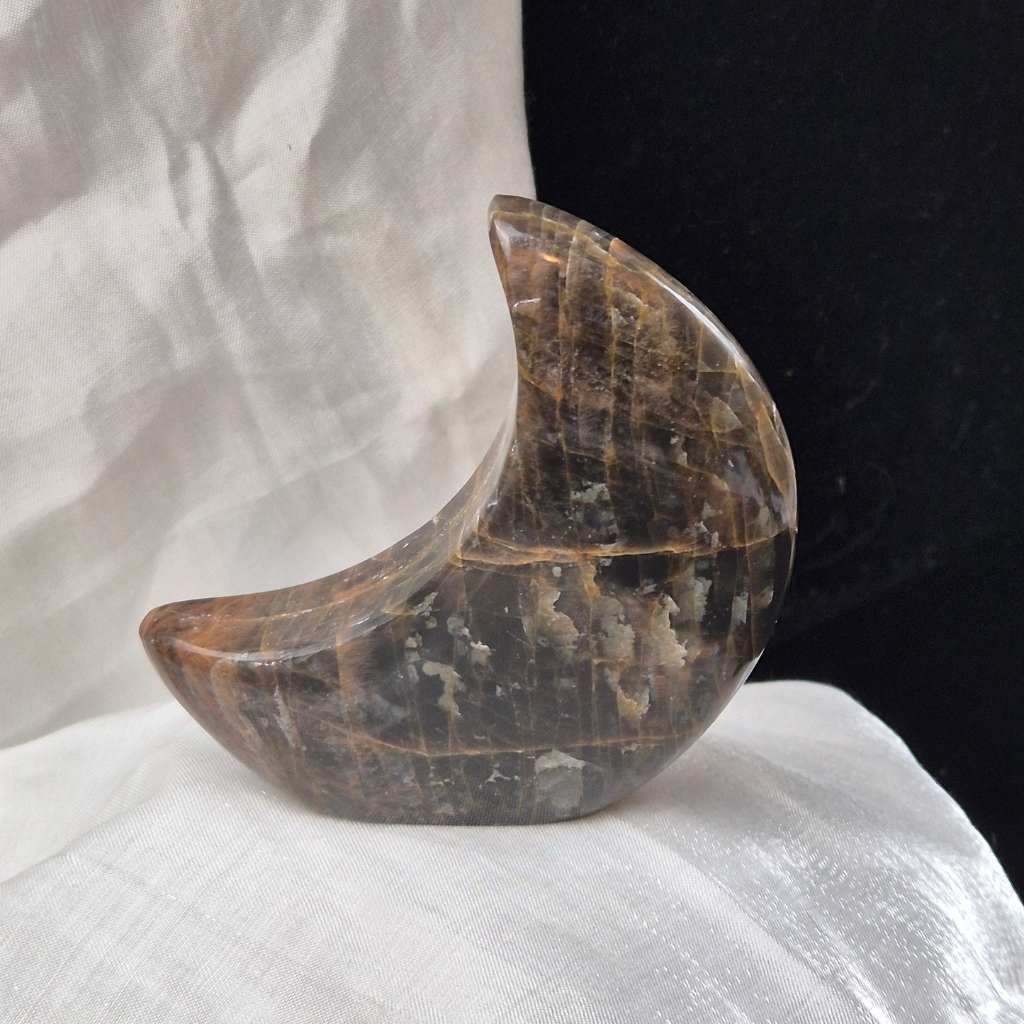 Black moonstone moon 551