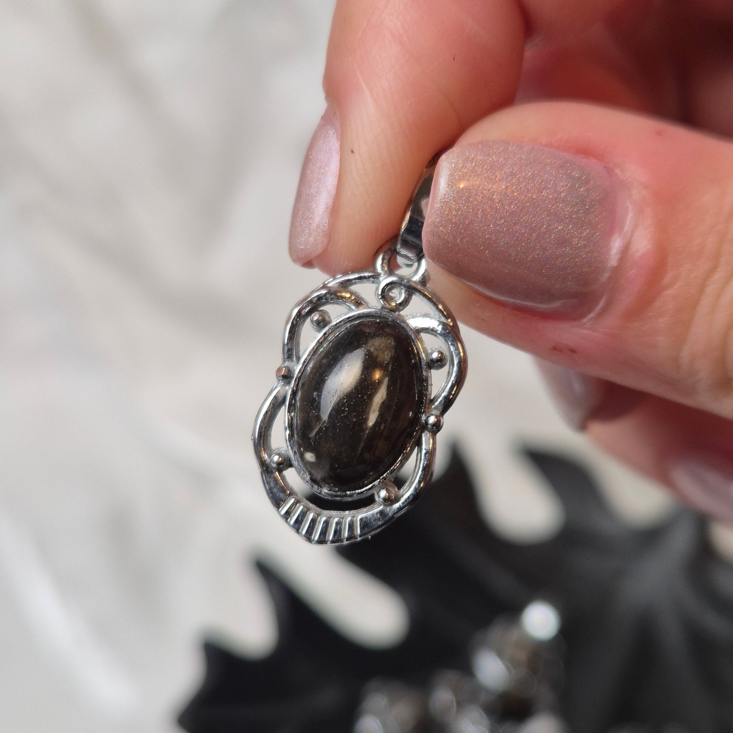 Feather agate pendant 4 (Indonesia)