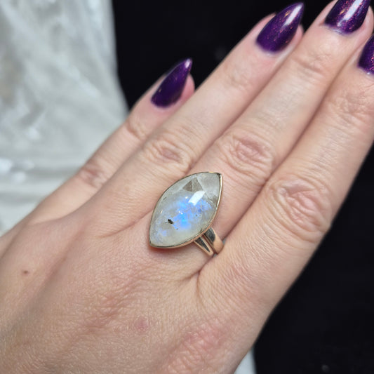 rainbow moonstone ring 1