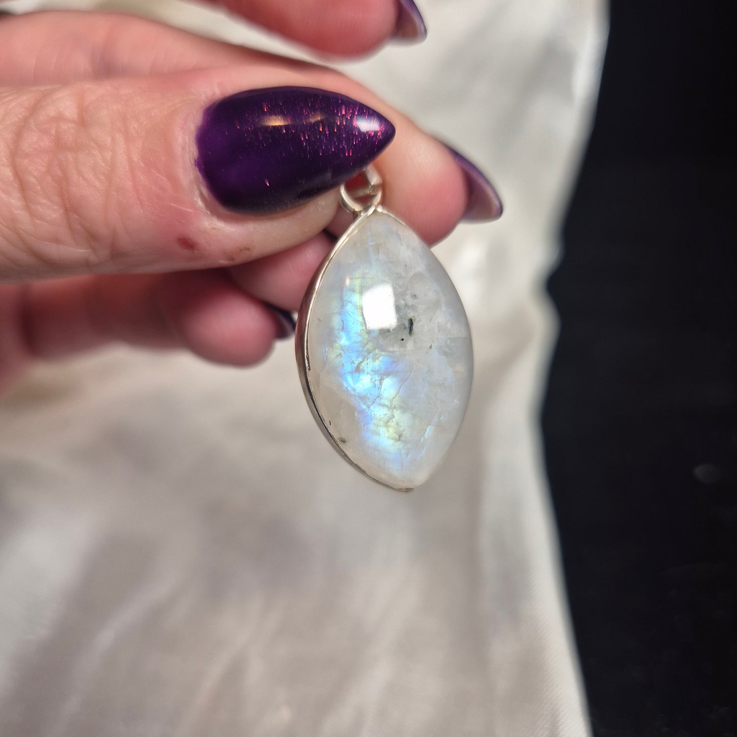 rainbow moonstone pendant 1