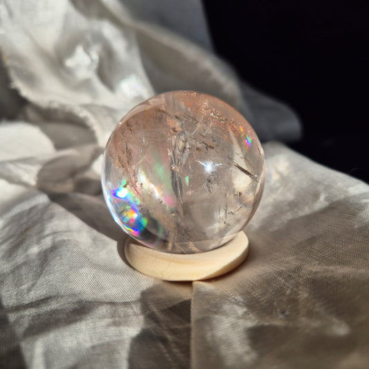 Pink quarts sphere 2 (rare)