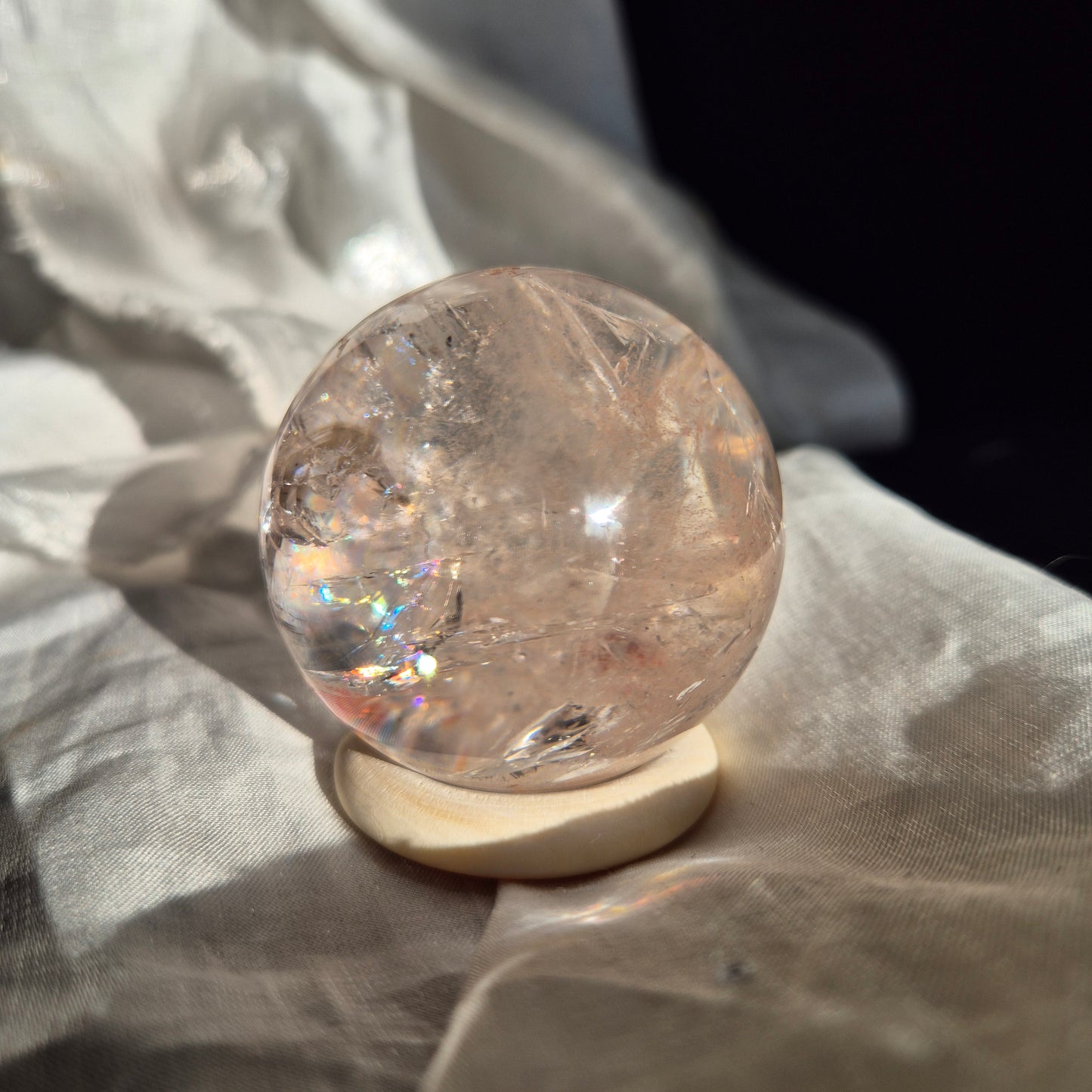 Pink quarts sphere 3 (rare)