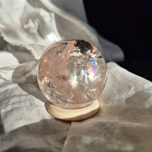 Pink quarts sphere 3 (rare)