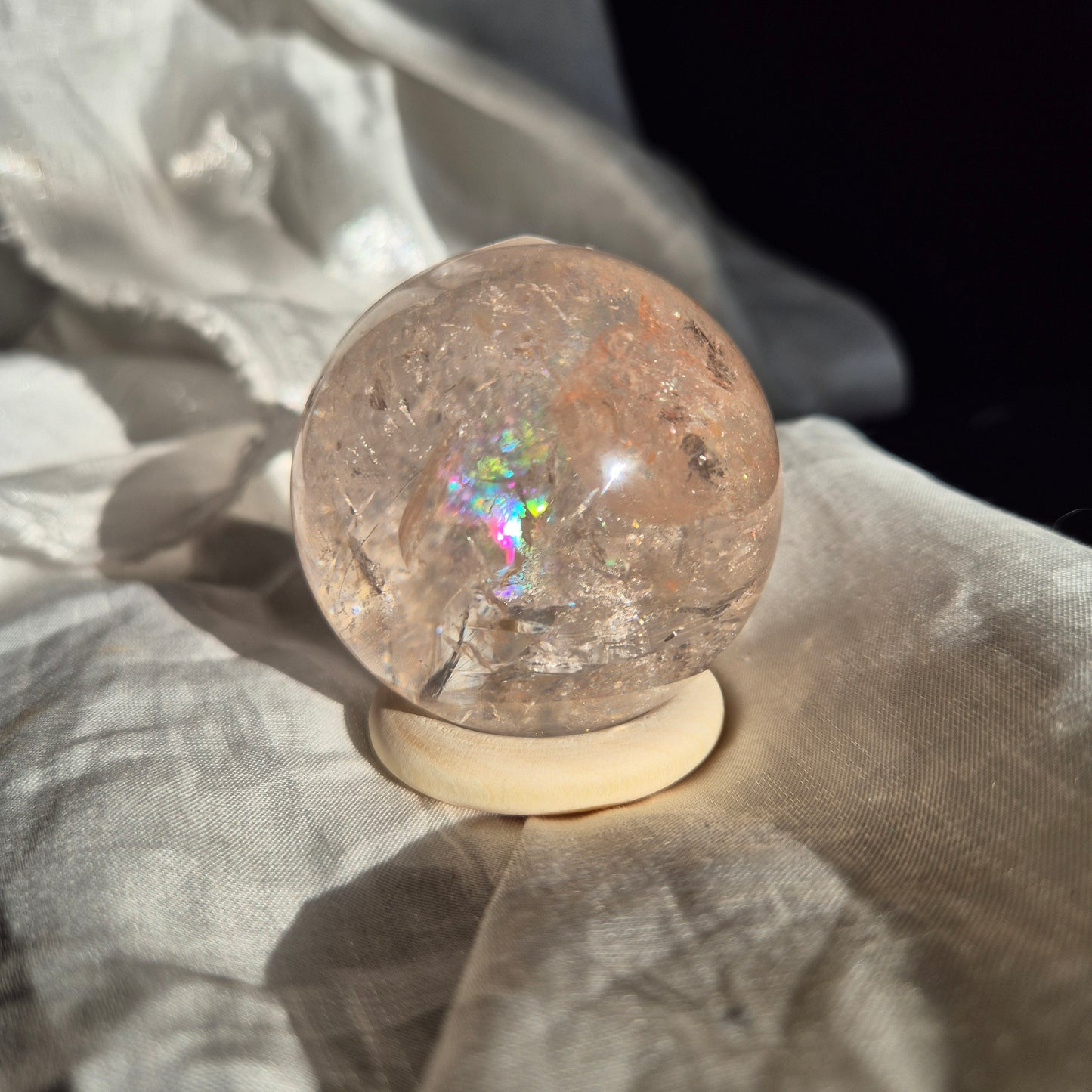 Pink quarts sphere 4 (rare)