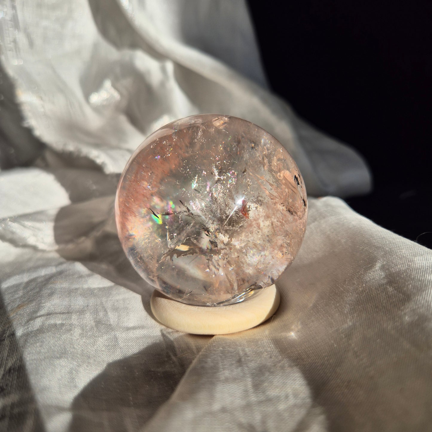 Pink quarts sphere 5 (rare)