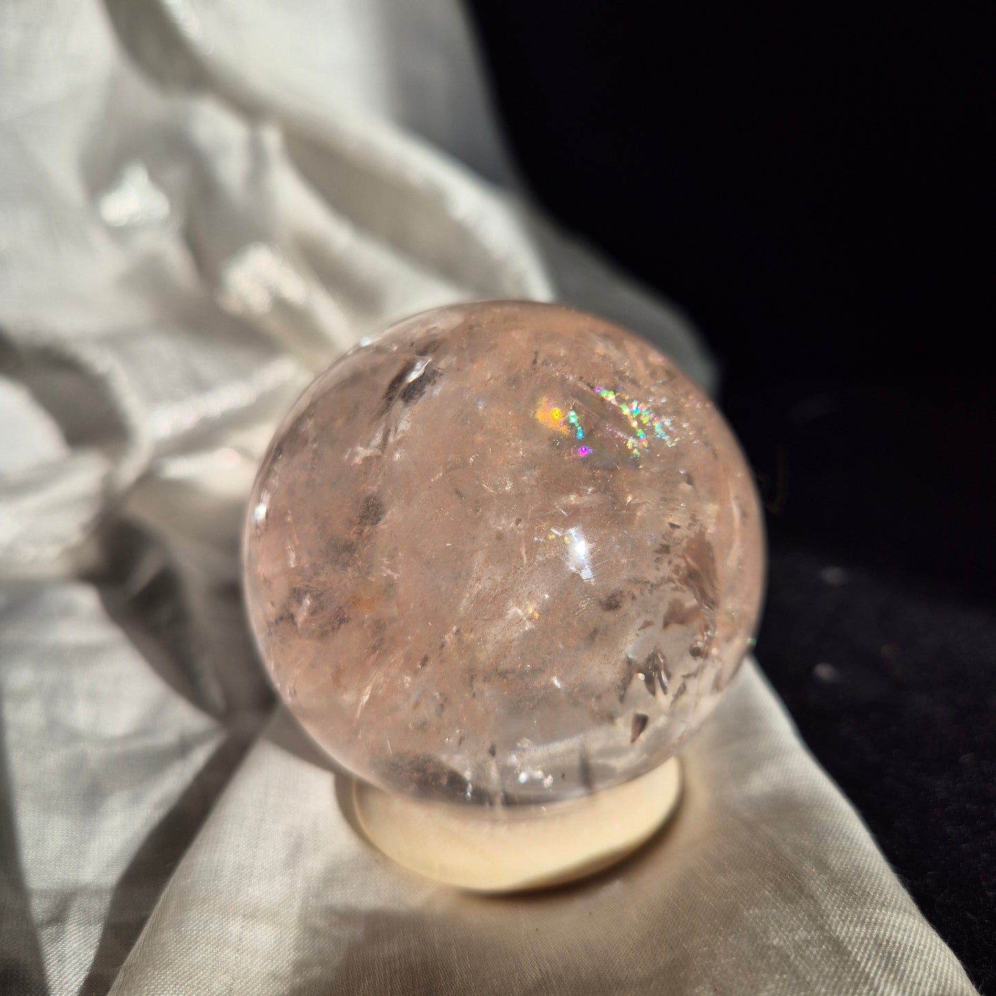 Pink quarts sphere 7 (rare)