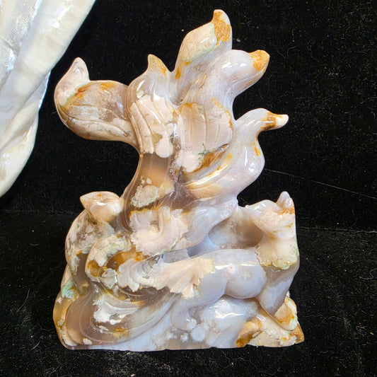 Flower agate ninetail fox