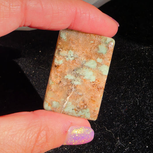 Nundoorite slice