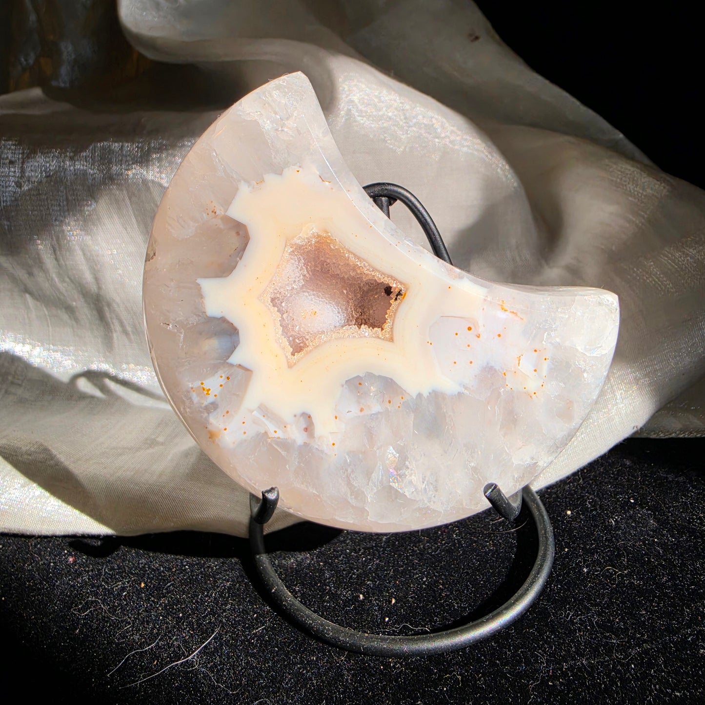 Agate / quarts moon 8