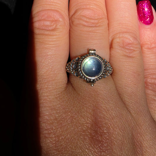 Aquamarine poison ring