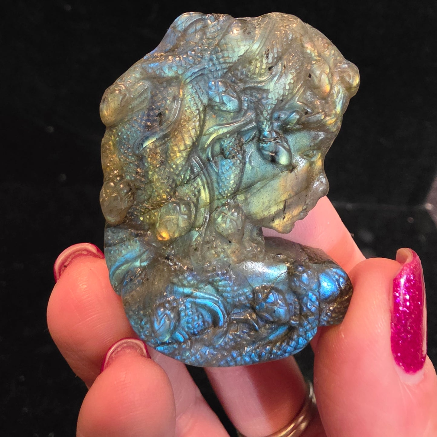 Labradorite medusa