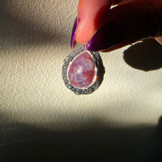 Unicorn stone pendant 1