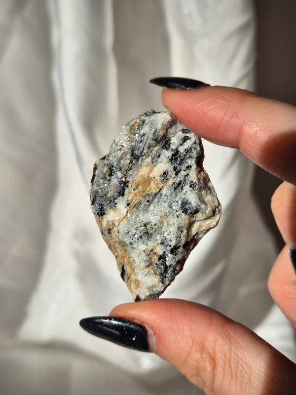astrophyllite 2