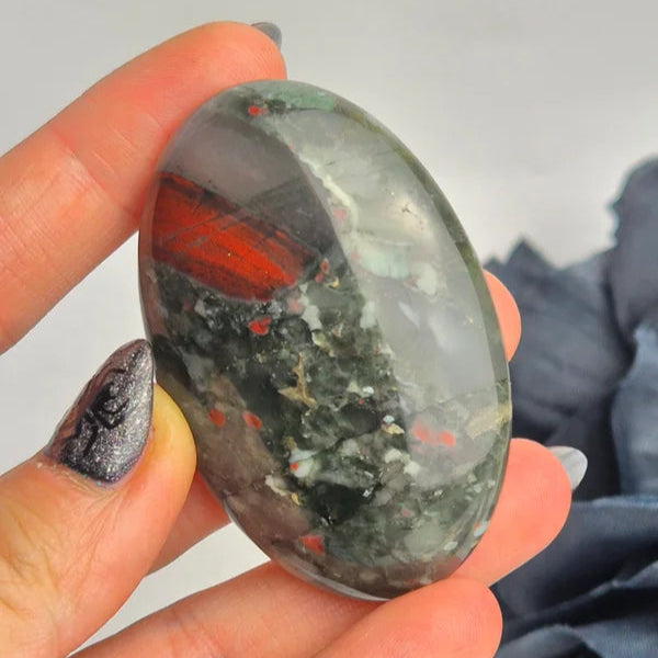 Bloodstone palmstone