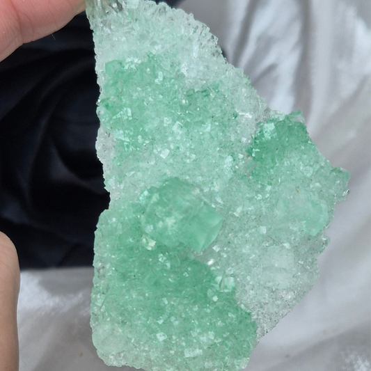 Green hallite 9