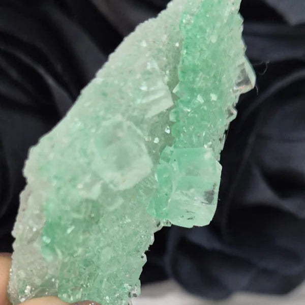 Green hallite 9