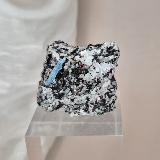 Kyanite / Garnet 2