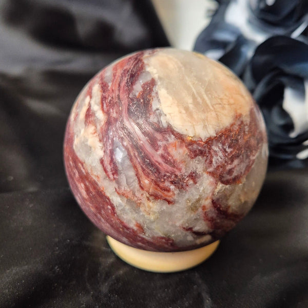 pink mica in quarts sphere 4