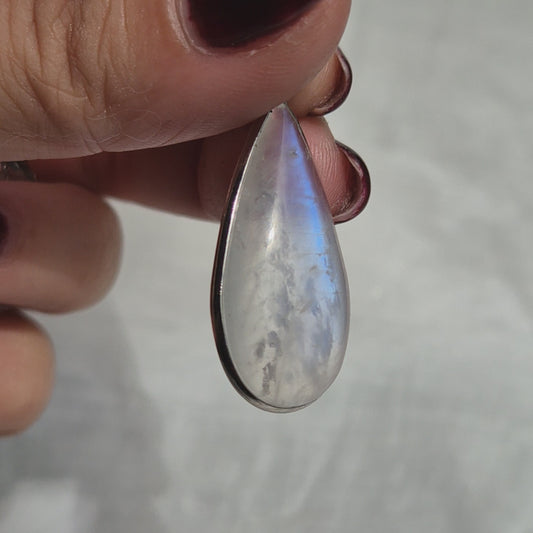 Moonstone necklace droplet 1