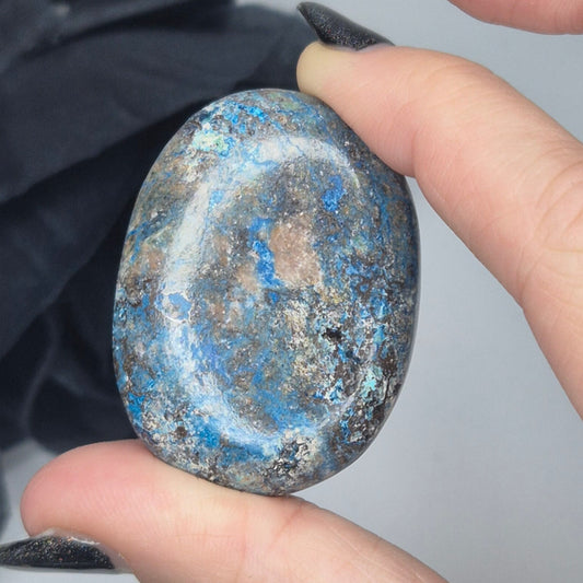 Shattukite palmstone 1