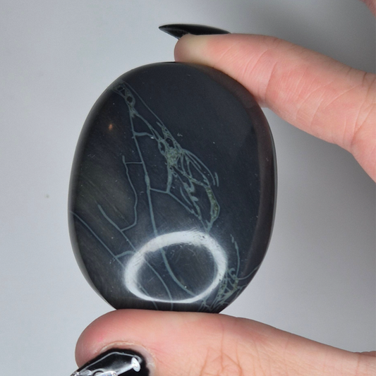 Spiderweb obsidian palmstone 21