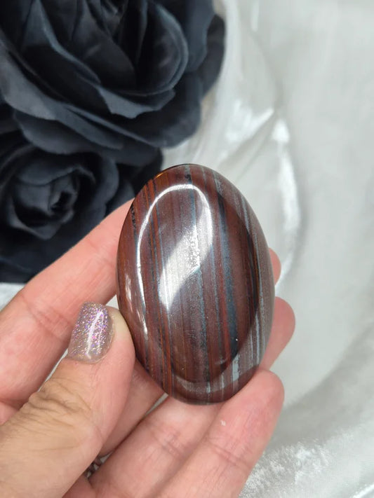 Tiger iron palmstone small