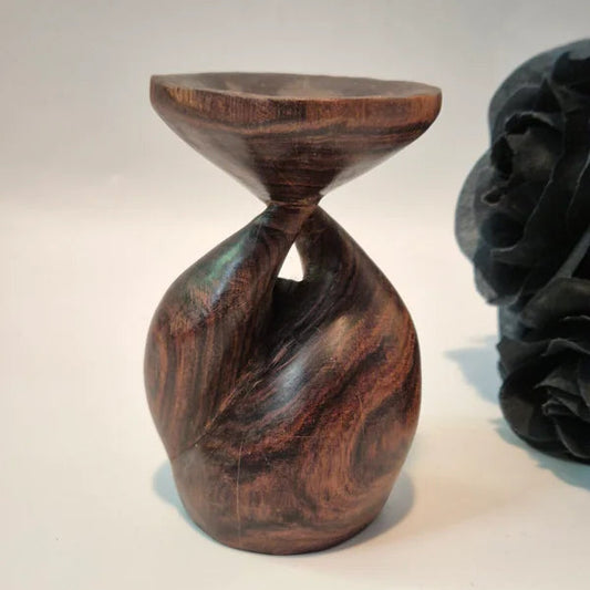 Wooden sphere holder curved
